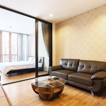 Hasu Haus By Favstay Bangkok Esterno foto