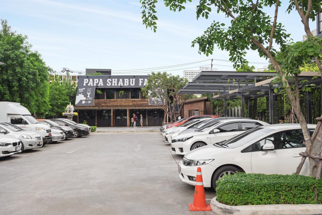 Hasu Haus By Favstay Bangkok Esterno foto